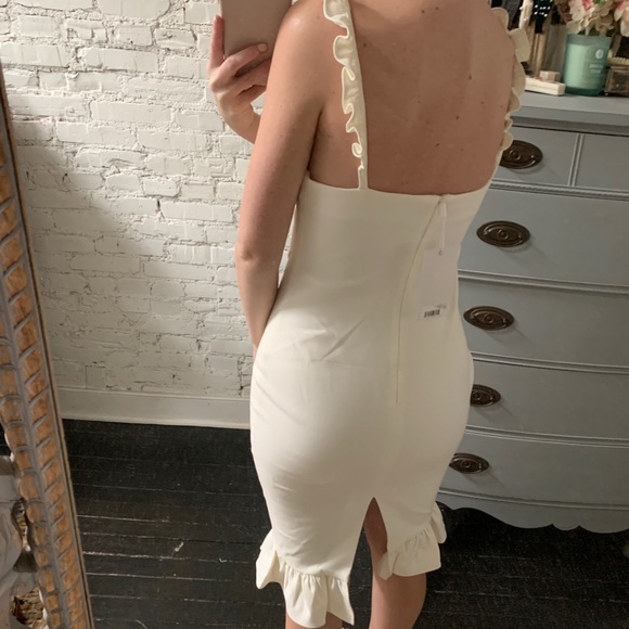 NWOT NEVER WORN Likely Carmen White Ruffle Dress - Picture 4 of 7